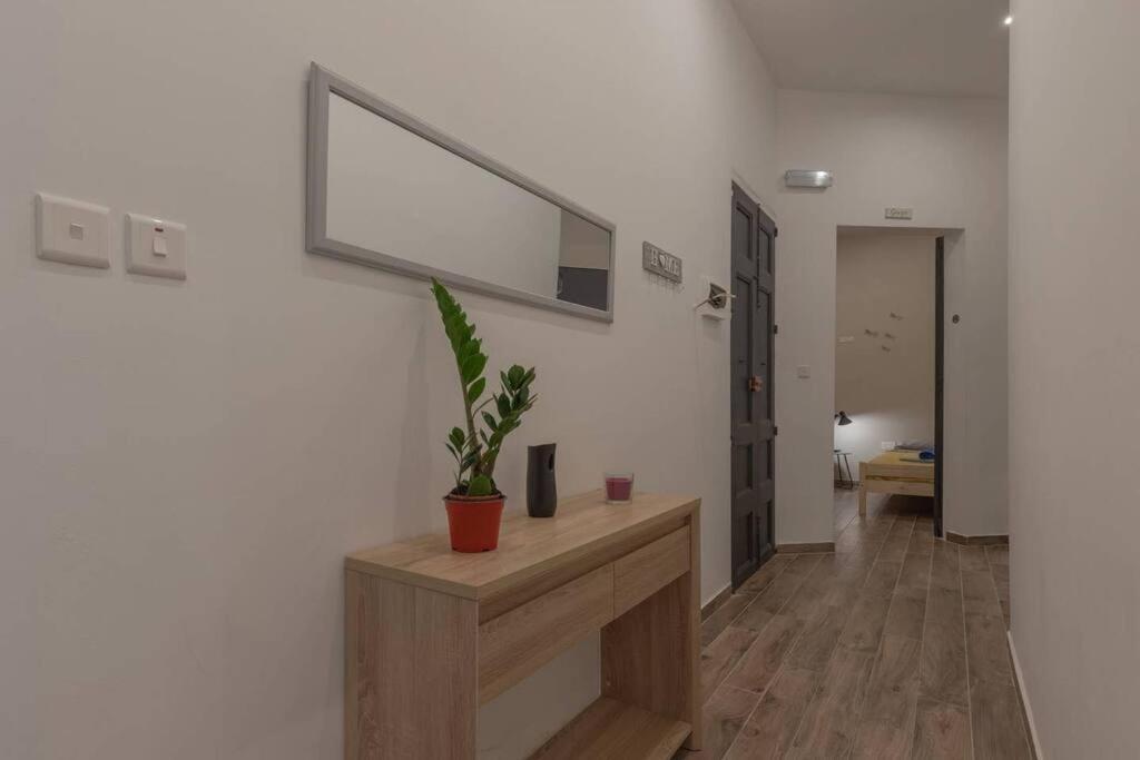 Sliema - 2 Mins From The Beach Apartment Exterior foto